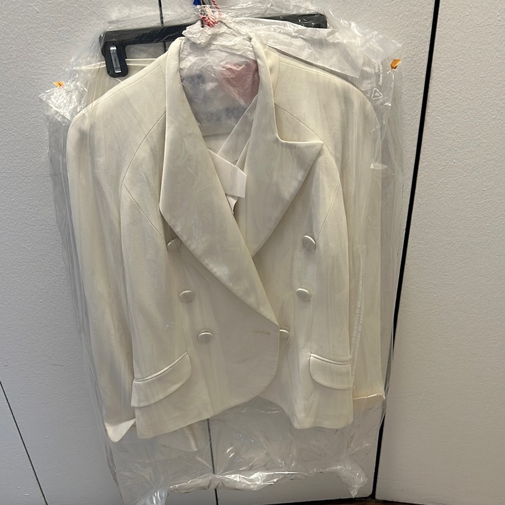 Christian Dior VINTAGE 3-Piece Women’s Skirt Suit